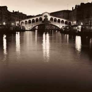 Ponte Rialto di Notte