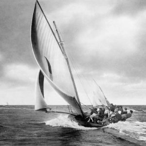 Under sail, Sydney Harbour